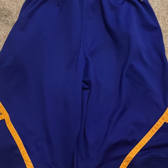 2 Nike Kobe Shorts - Picture 2 of 9